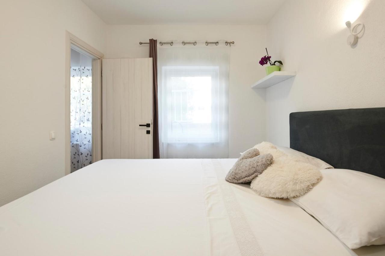 Apartment Josip Ciovo Трогир Экстерьер фото